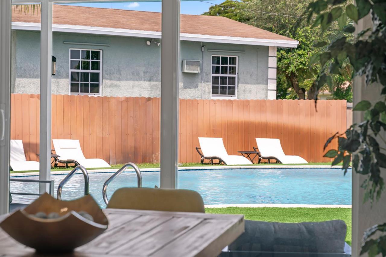 Miami Fun Home With Pool & Games L30 Bagian luar foto