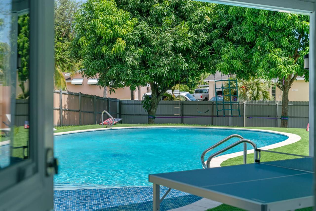 Miami Fun Home With Pool & Games L30 Bagian luar foto